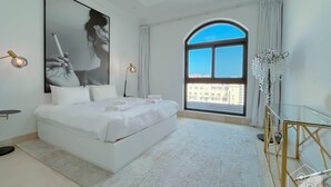 Unclassified image, 5 of 42, button - Seaview Penthouse with Private Gym & Outdoor Pool (Dubai)
