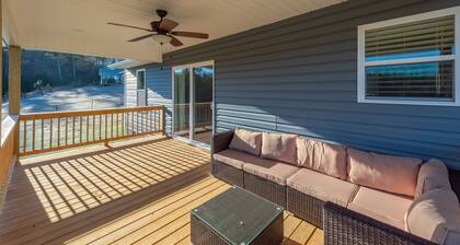 Hilltop Haven - Game room - Fireplace - 15 To Downtown Asheville