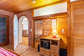 2 Schlafzimmer, Bügeleisen/Bügelbrett, kostenloses WLAN, Bettwäsche