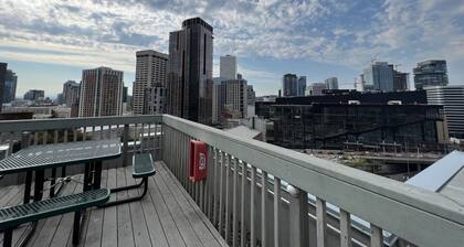 downtown Seattle 1 bedroom condo