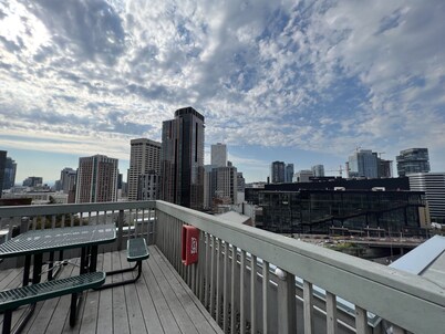 downtown Seattle 1 bedroom condo