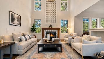 Smart TV, fireplace, books, offices