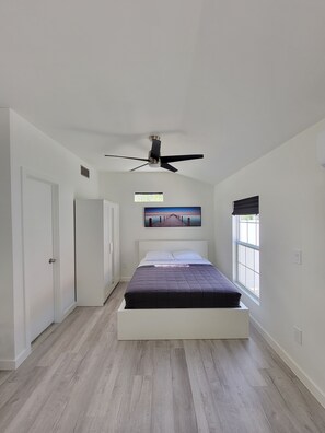 1 bedroom, WiFi, bed sheets