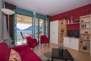 Fernseher, Stereoanlage