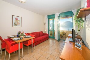 تناول الطعام