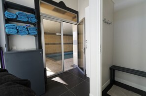 Interior - "a break... somewhere" Studio for 2 people in Montfermeil (Montfermeil)
