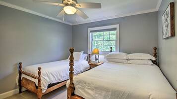 3 Schlafzimmer, Bügeleisen/Bügelbrett, WLAN, Bettwäsche