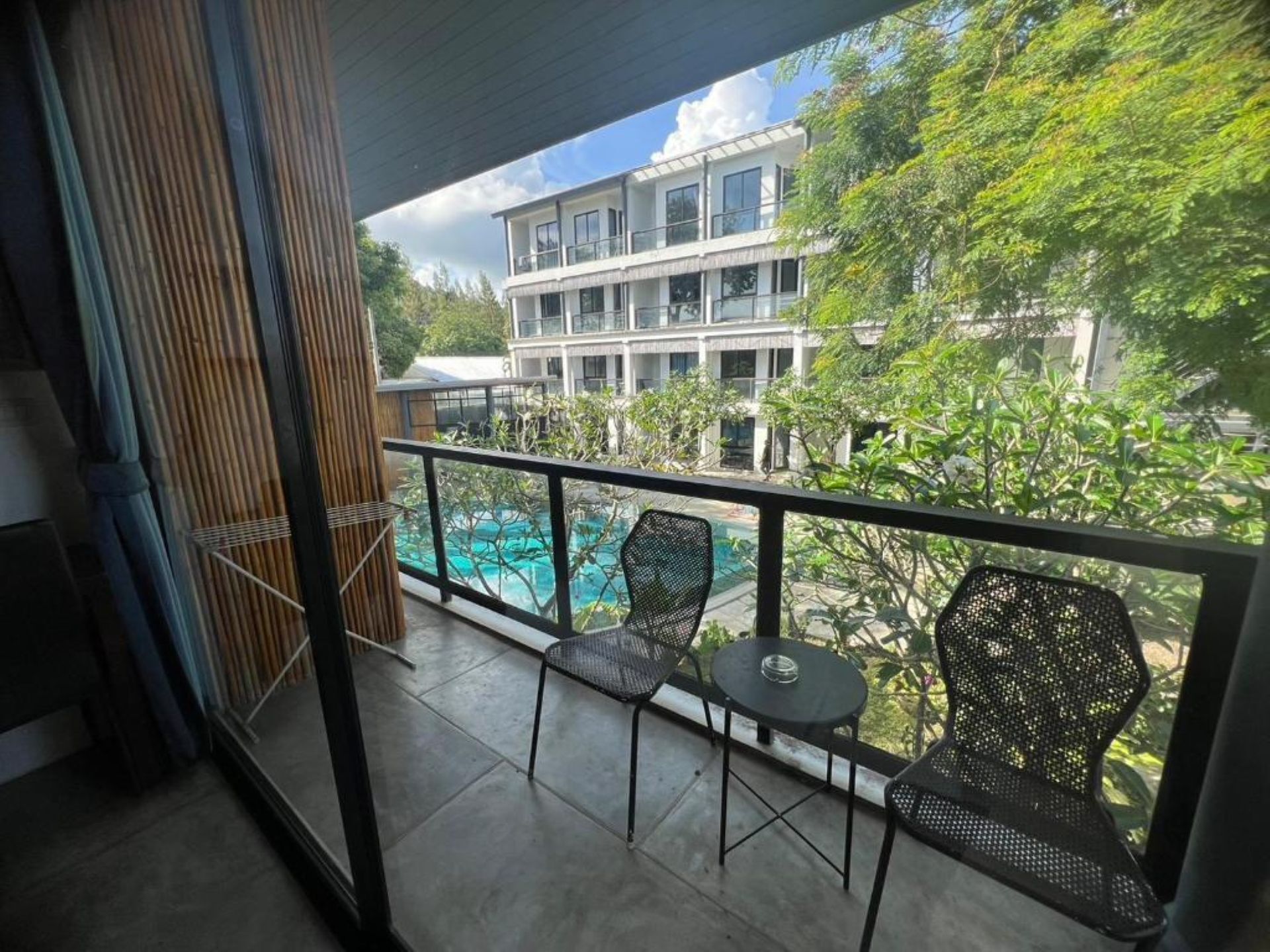 บริเวณภายนอก