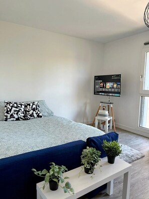 1 bedroom, iron/ironing board, free WiFi, bed sheets - Studio Porte d'Italie (Le Kremlin-Bicêtre)