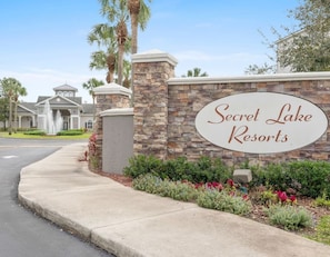 Secret Lake Entrance Sign#disney #parks #kingdom #springs #secretlake #resort #apartment #vacation #Rental #waterpark #kissimmee #orlando #universal #citywalk