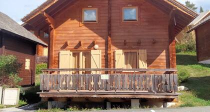 Chalet cosy Ă La Joue du Loup, piscine gratuite, 6 pers, ski Ă 5 min