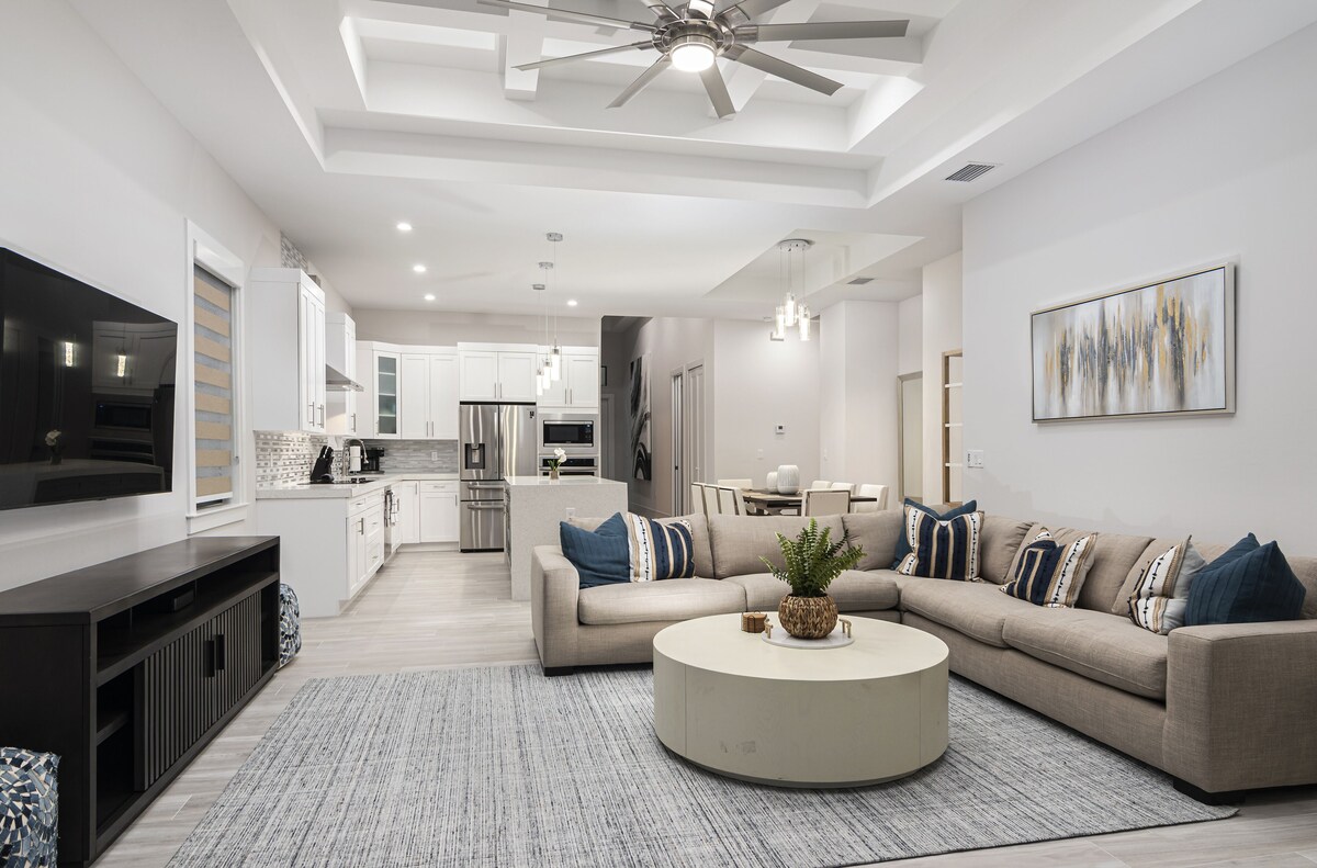 Photo 7 of NEW PINBALL/GAMEROOM! Finest Designer Home, Heated Pool, Beach Close, FREE Bikes