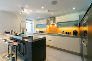 Fridge, dishwasher, electric kettle, toaster