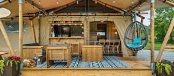 Glamp Near GSMNP|Heat|AC|WiFi|Pet Friendly