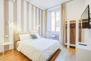 2 habitaciones, tabla de planchar con plancha, wifi y ropa de cama 
