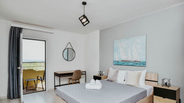 Double Room, Sea View | Premium bedding, desk, WiFi (free), bed sheets - Alkyonides Rooms (Malevizi)