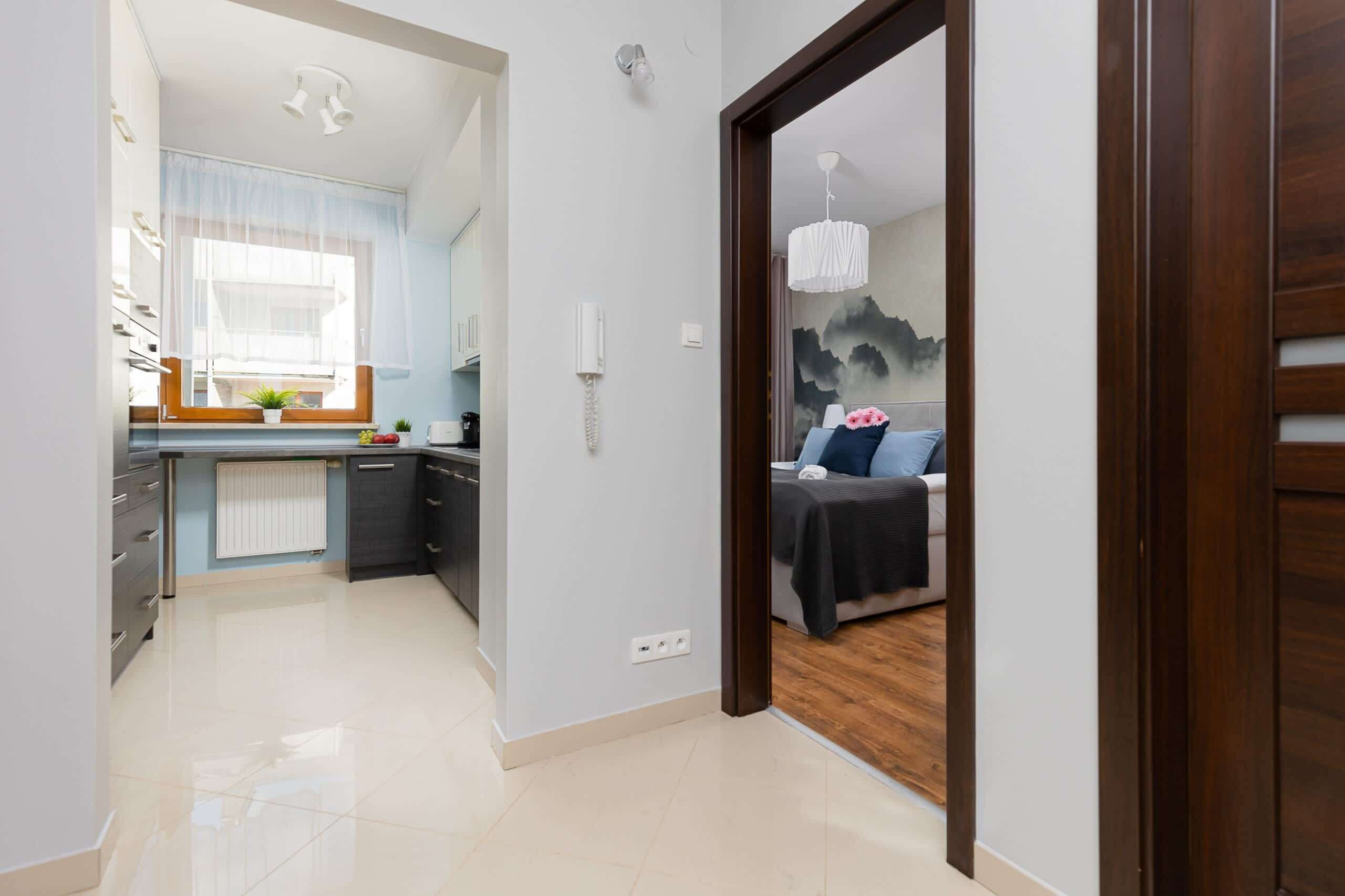 1 chambre, bureau, fer et planche à repasser, Wi-Fi