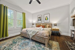 2 bedrooms, iron/ironing board, travel cot, free WiFi