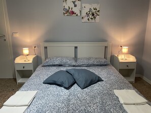 Chambre Deluxe | Literie de qualité supérieure, couette en duvet d'oie