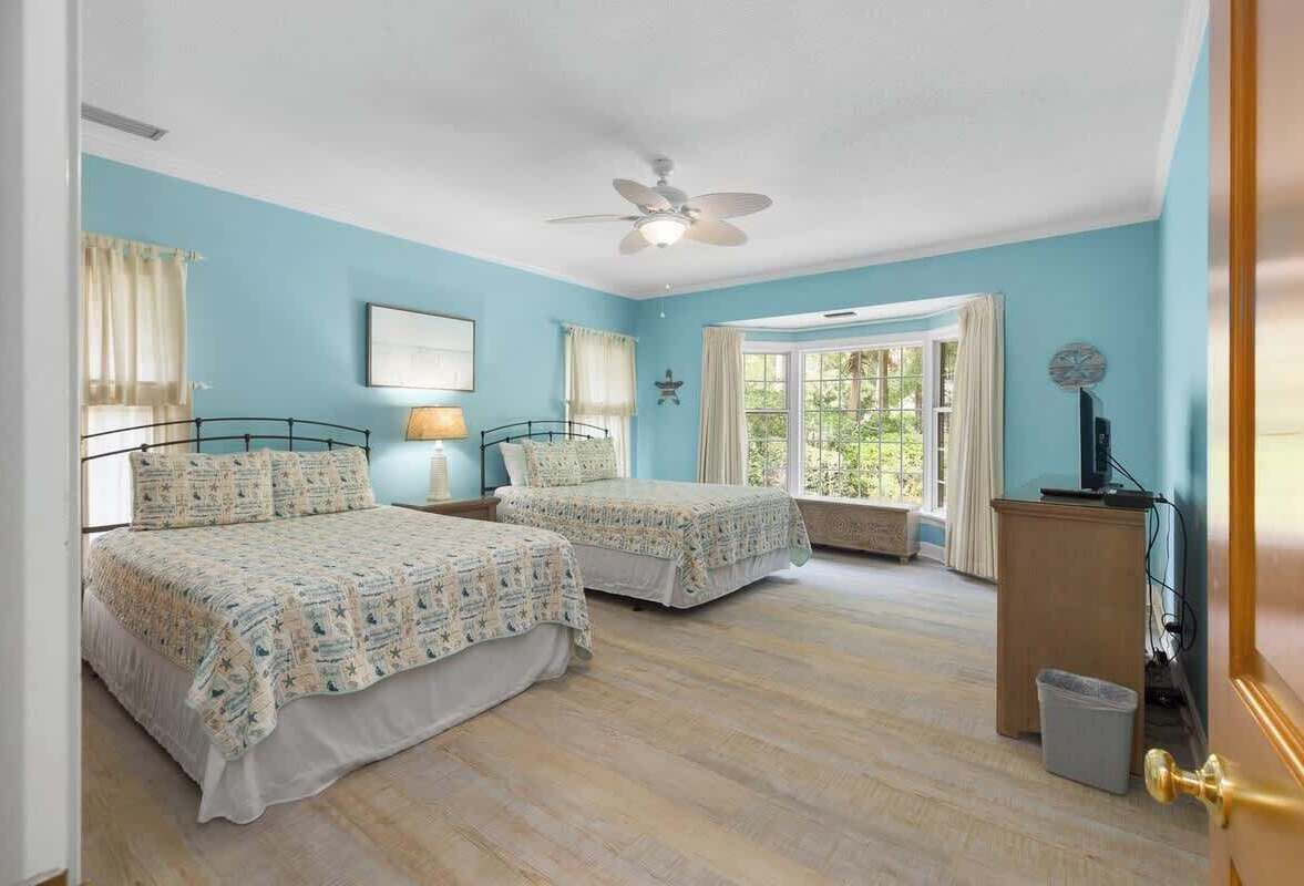 4 Schlafzimmer, Bügeleisen/Bügelbrett, kostenloses WLAN, Bettwäsche