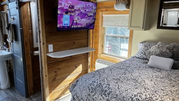 1 chambre, coffres-forts dans les chambres, fer et planche à repasser