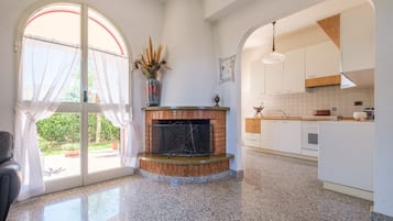 冰箱、烤箱、炉灶、茶具/咖啡用具