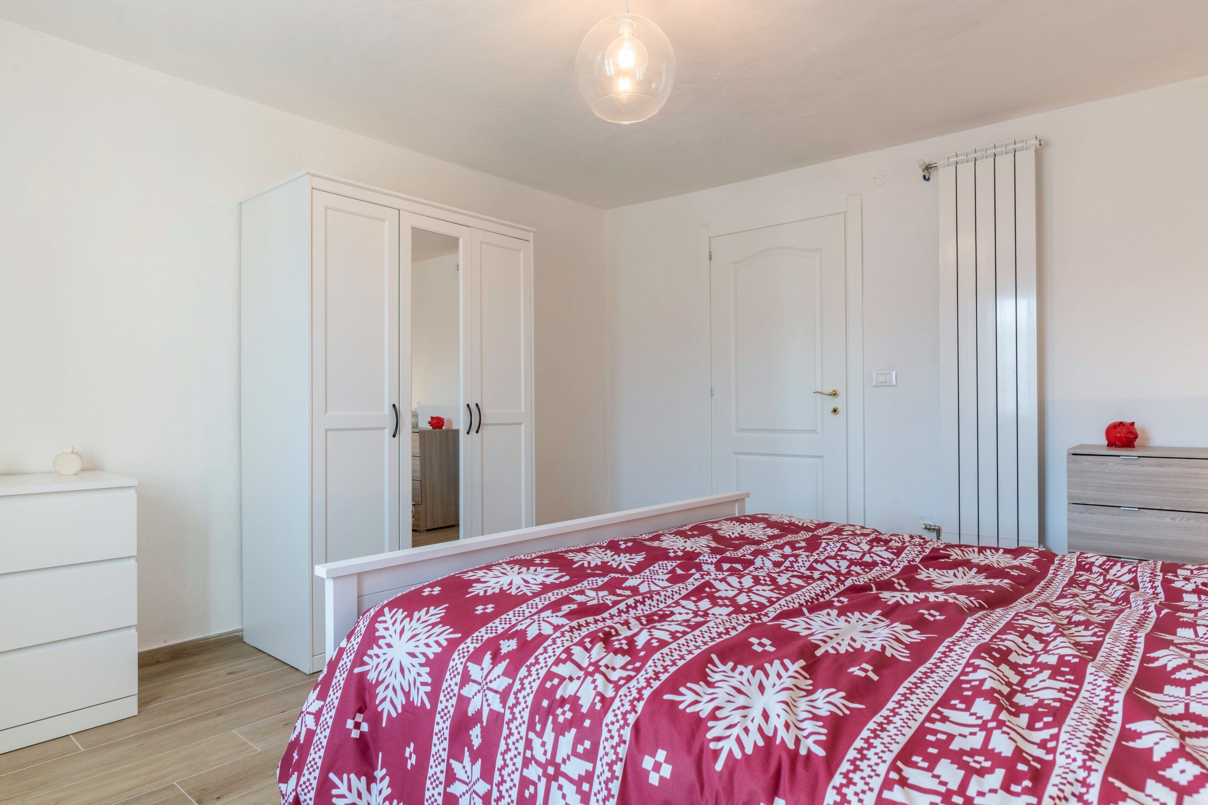 3 Schlafzimmer, Schreibtisch, kostenloses WLAN, Bettwäsche