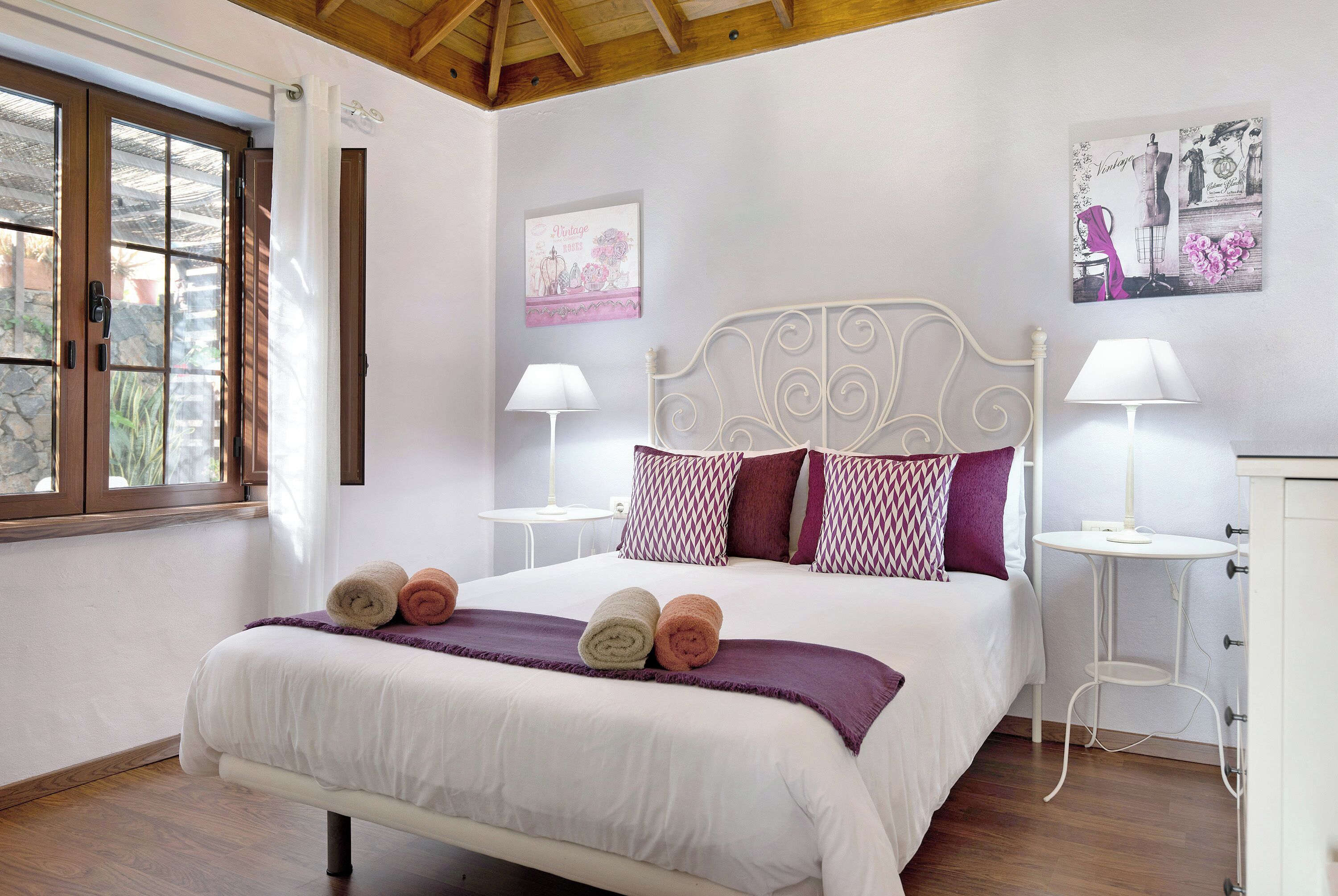 3 bedrooms, iron/ironing board, free WiFi, bed sheets