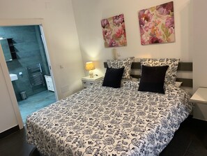 2 habitaciones, tabla de planchar con plancha y wifi gratis 