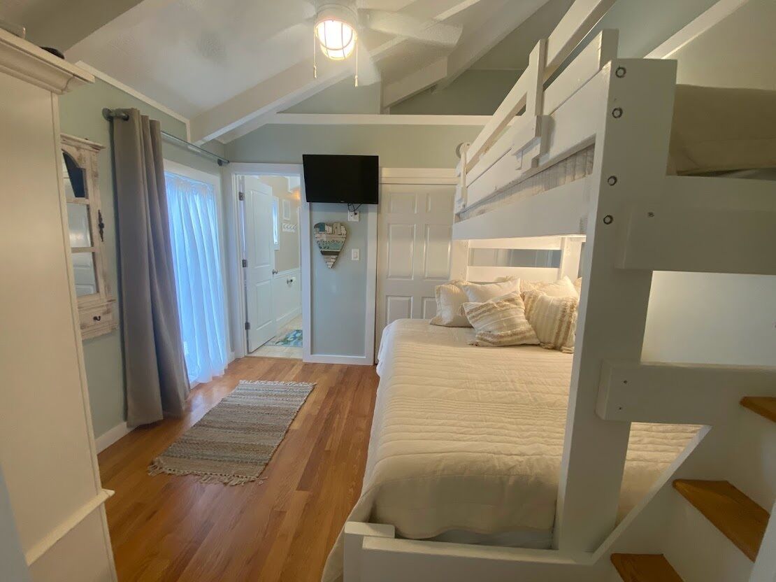 4 Schlafzimmer, Bügeleisen/Bügelbrett, kostenloses WLAN, Bettwäsche