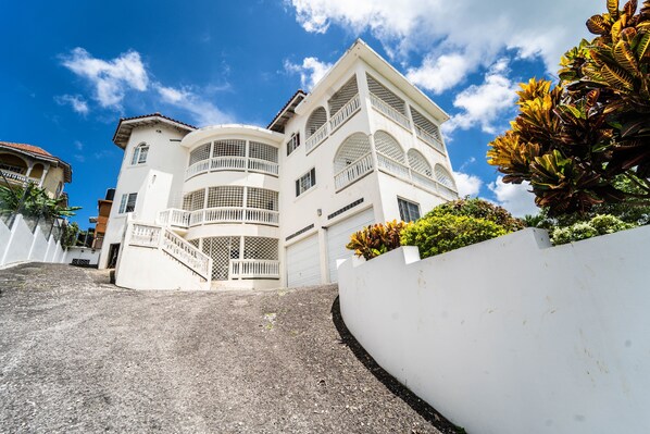 Condo, 1 Bedroom | Exterior