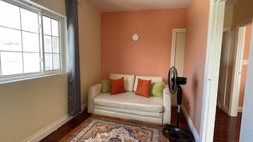 Condo, 1 Bedroom | Interior