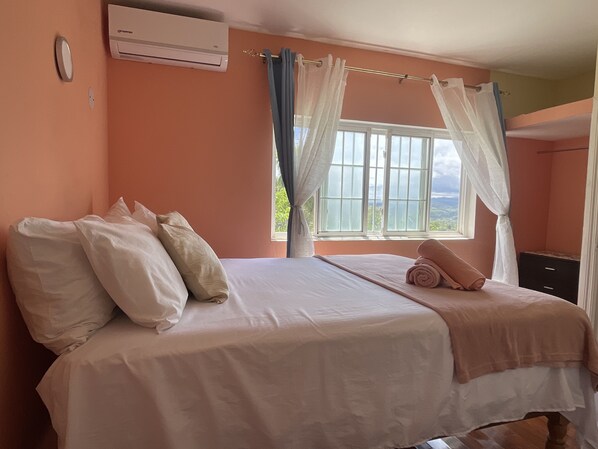 Appart'hĂŽtel, 2 chambres | 2 chambres, espace de travail pour ordinateur portable