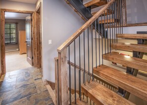 Casa geminada, 4 quartos | Escadaria