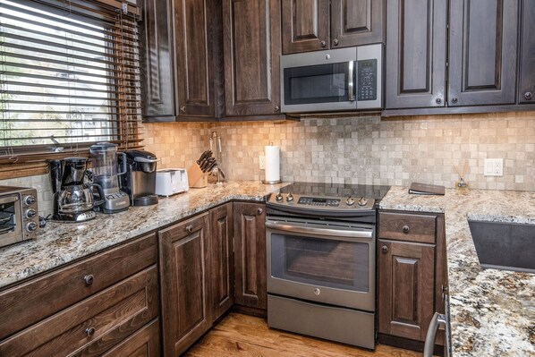 Casa geminada, 4 quartos | Cozinha privada