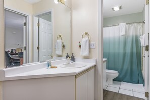 Condo, Multiple Beds, Jetted Tub | Bathroom