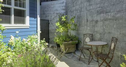 Modern Manse Near Village of Arroyo Grande