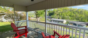 Walk to the Casino! Wifi available & Motorcycle Friendly