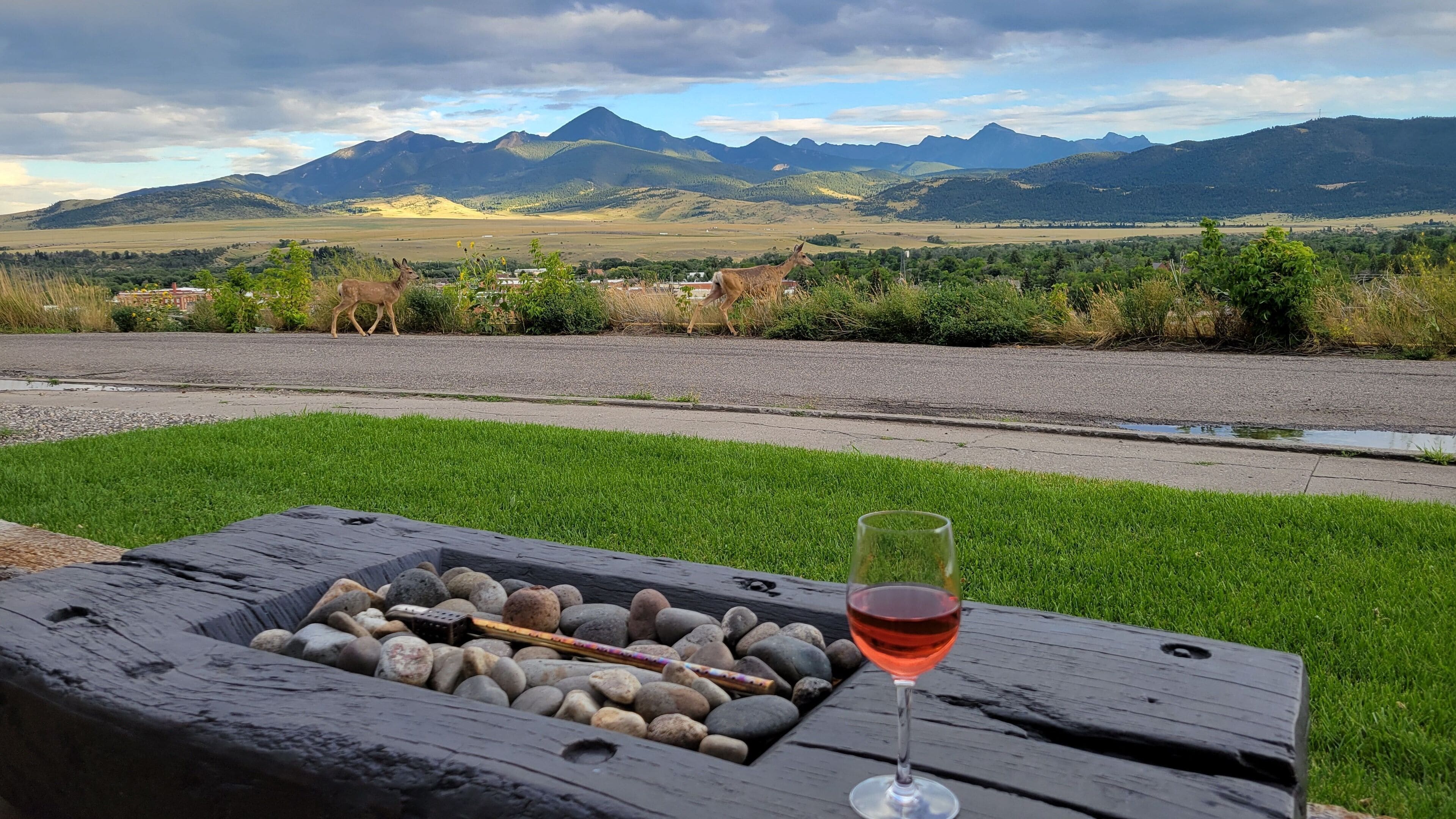 Big 5 Bungalow - Best view in town, spacious house sleeps 8