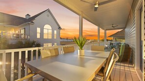 Outdoor dining - North Myrtle Beach 5BR | Ocean Views | Walk to Sand & Shops (North Myrtle Beach)