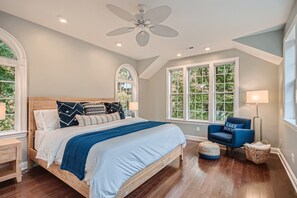 6 habitaciones, tabla de planchar con plancha y wifi gratis 