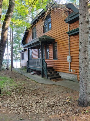 Exterior - Classic Northwoods Cabin Experience Awaits You (Lac du Flambeau)