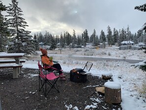 Property grounds - A Lovely Studio with Kitchen/AC/GYM/Washer/Dryer (Canmore)