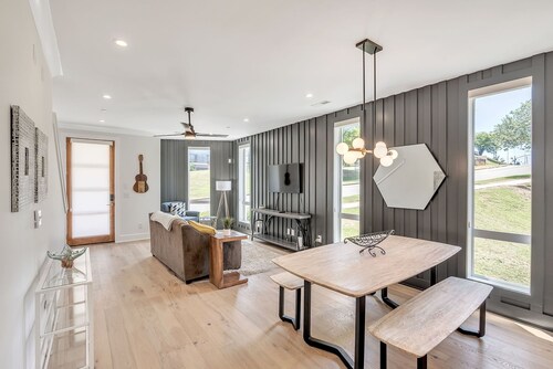 Nashville Modern Gem