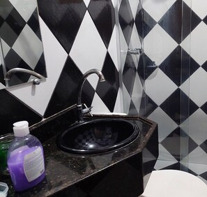 Shower, towels, toilet paper