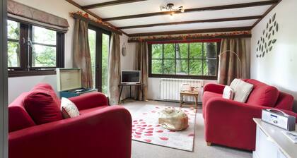 Low Tarn Lodge - One Bedroom Apartment, Sleeps 2