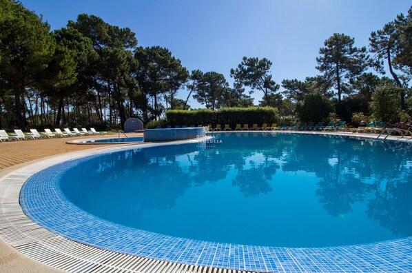 Pool - Pine View Falésia Beach by D'Alma Portuguesa (Albufeira)
