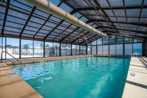 Outdoor pool - Pointe Pleasure (Branson)