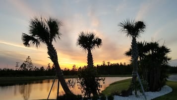 Piscine couverte, piscine extérieure
