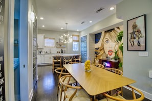 House, Multiple Beds, Kitchen | Private kitchen | Fridge, microwave, oven, stovetop